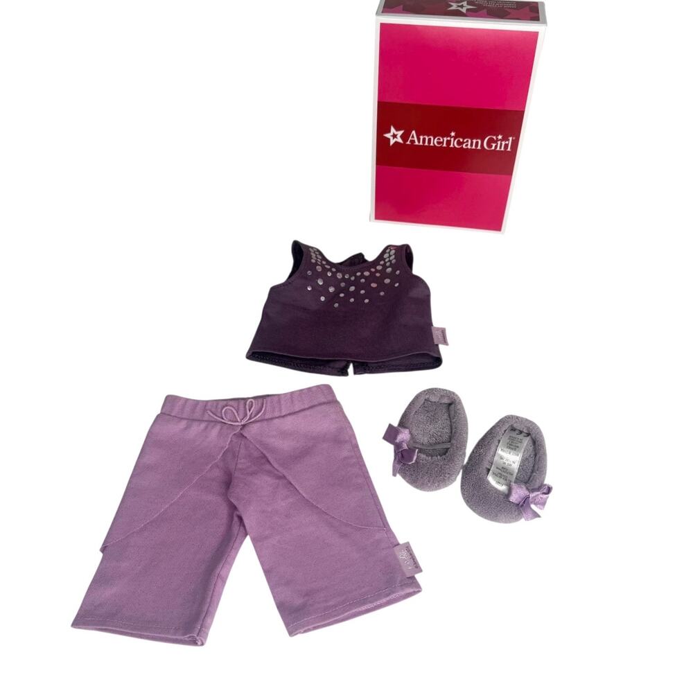 American Girl Isabelle Pajamas Slippers Top Capri Pants Purple Silver Dot Box - Picture 2 of 9